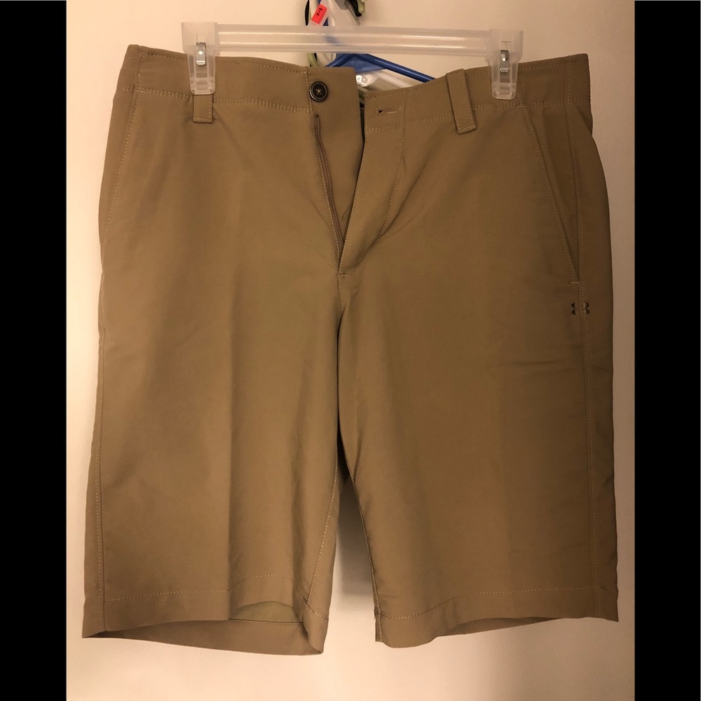 Under Armor Golf Shorts - 32 - Heat Gear